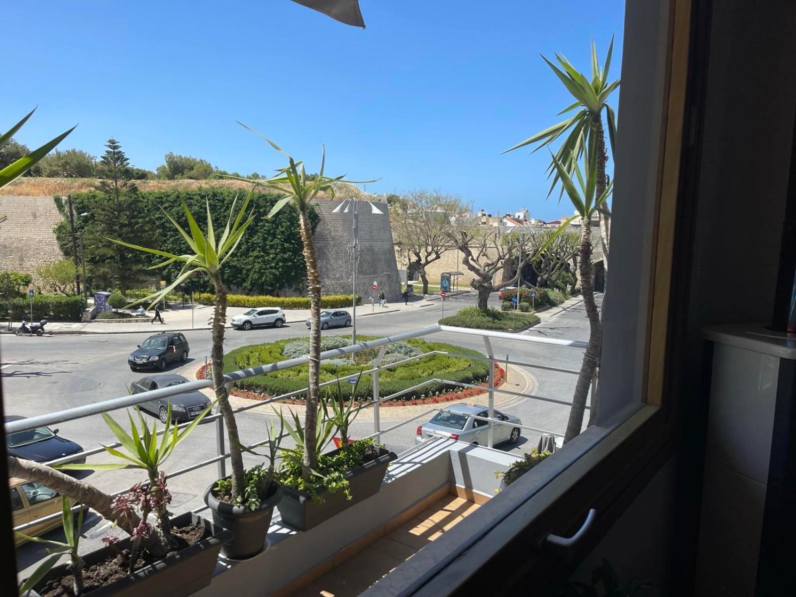 Oasis City Apartment Heraklion  ภายนอก รูปภาพ